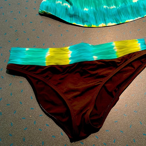 La Blanca Bikini - Picture 5 of 7